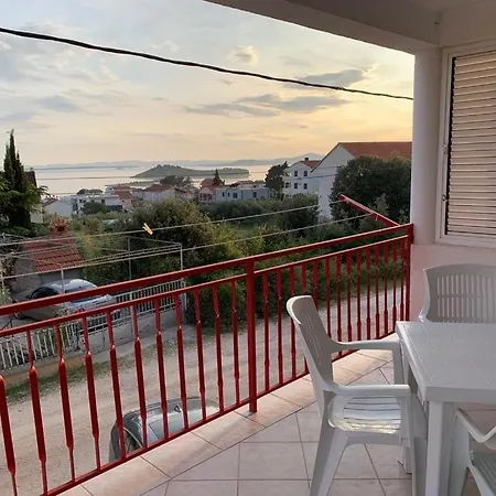 Francis Apartment Pakostane